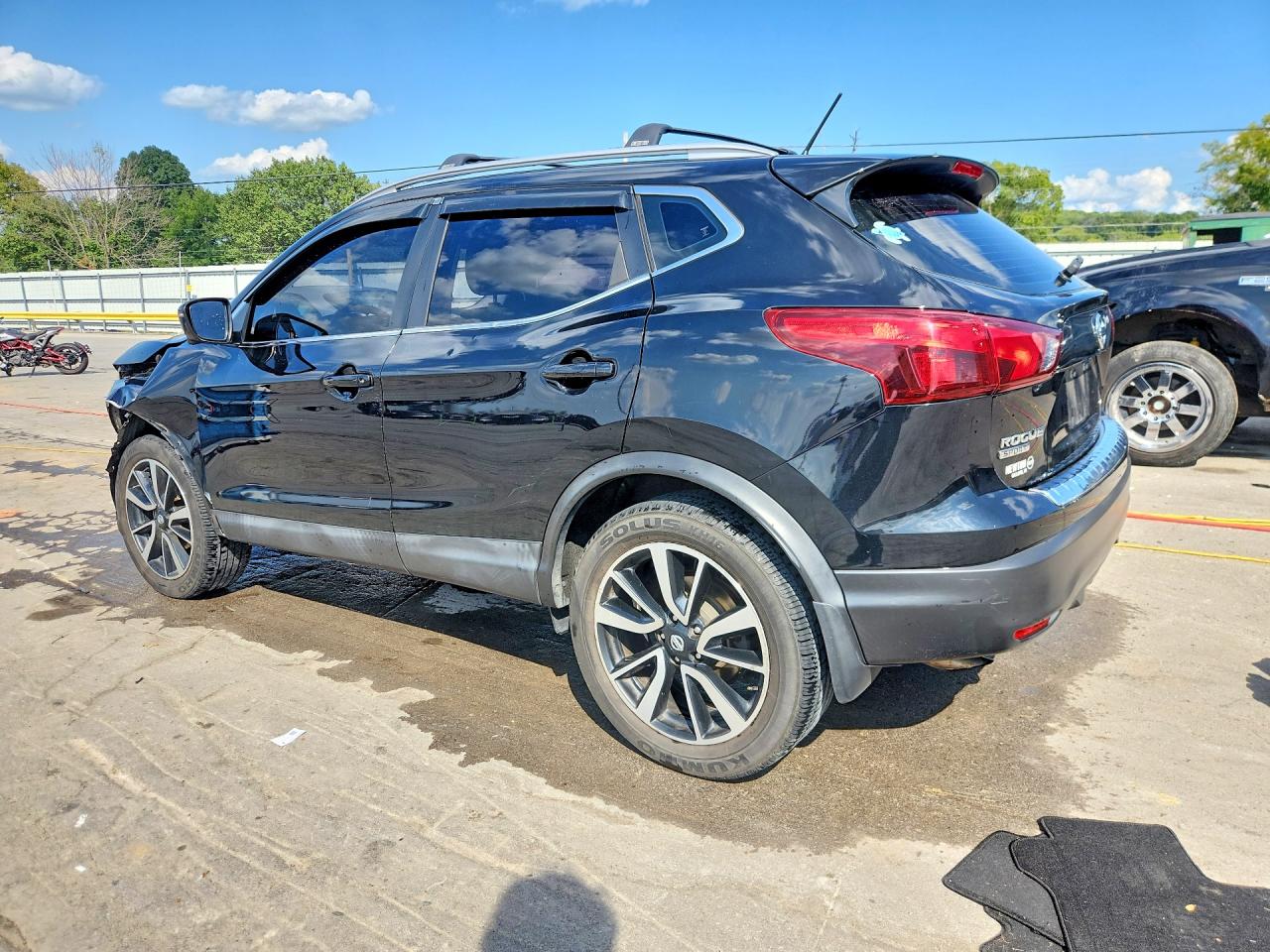 2017 NISSAN ROGUE SPORT SL — снимка 2
