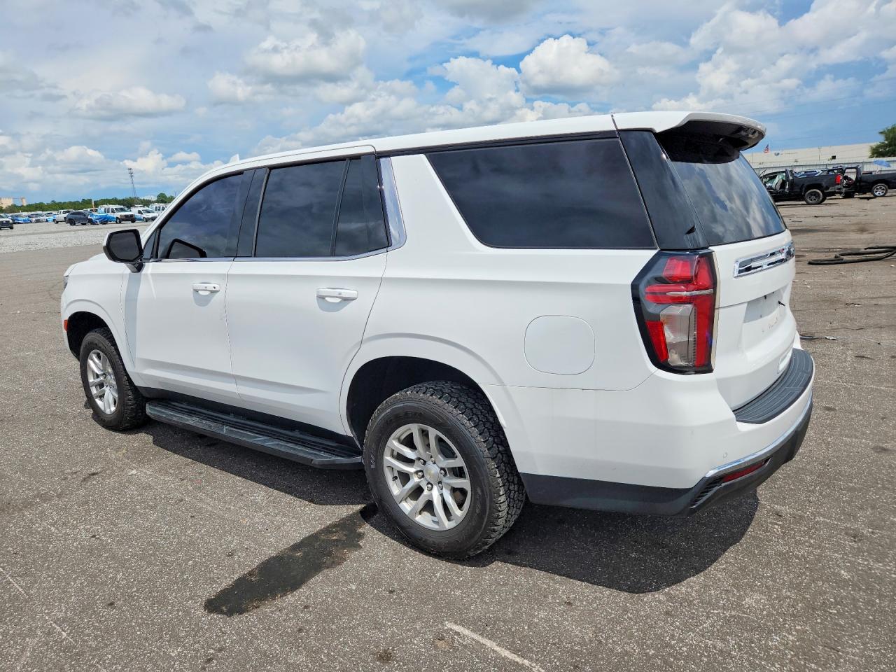 2023 CHEVROLET TAHOE K1500 — снимка 2