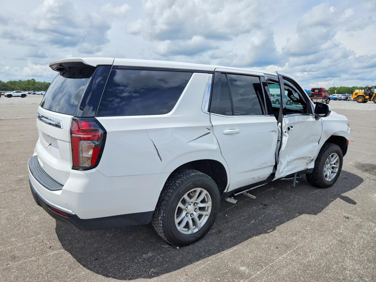 2023 CHEVROLET TAHOE K1500 — снимка 3