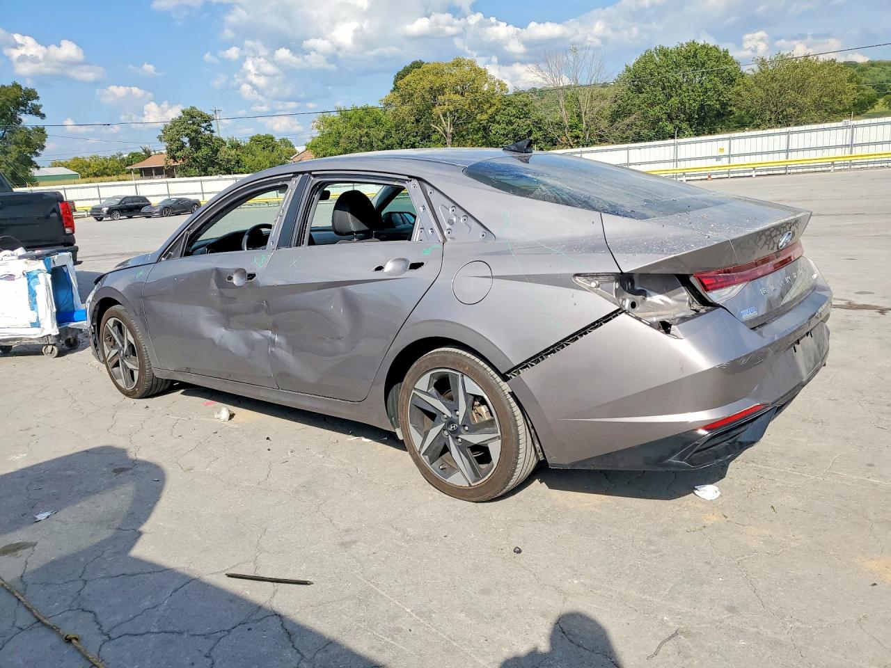 2023 HYUNDAI ELANTRA LIMITED — снимка 2