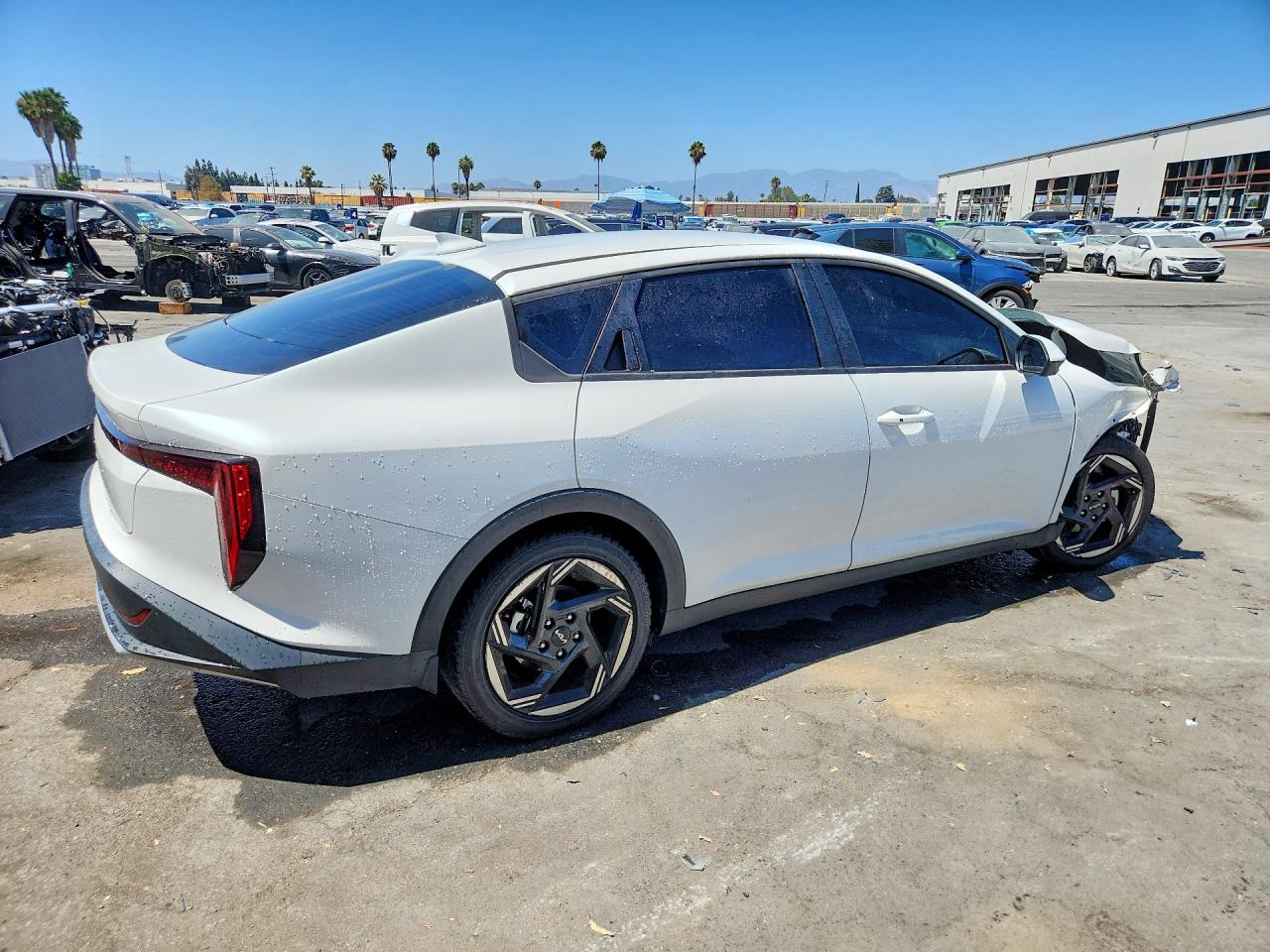2025 KIA K4 EX — снимка 3