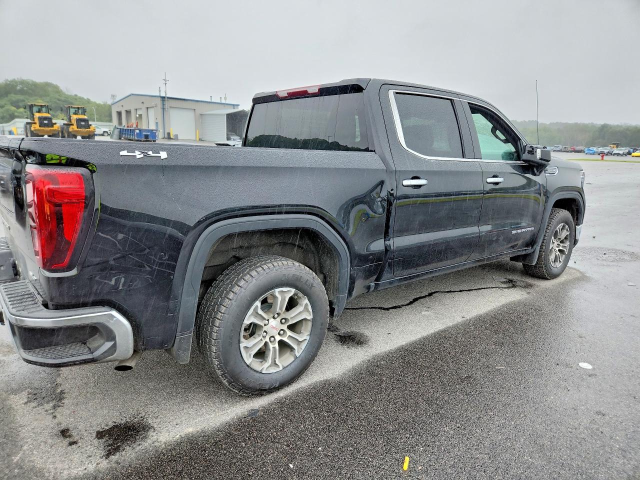 2025 GMC SIERRA K1500 SLT — снимка 3