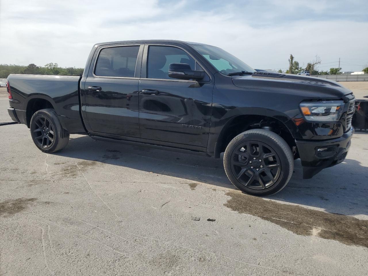 2023 RAM 1500 LARAMIE — снимка 4