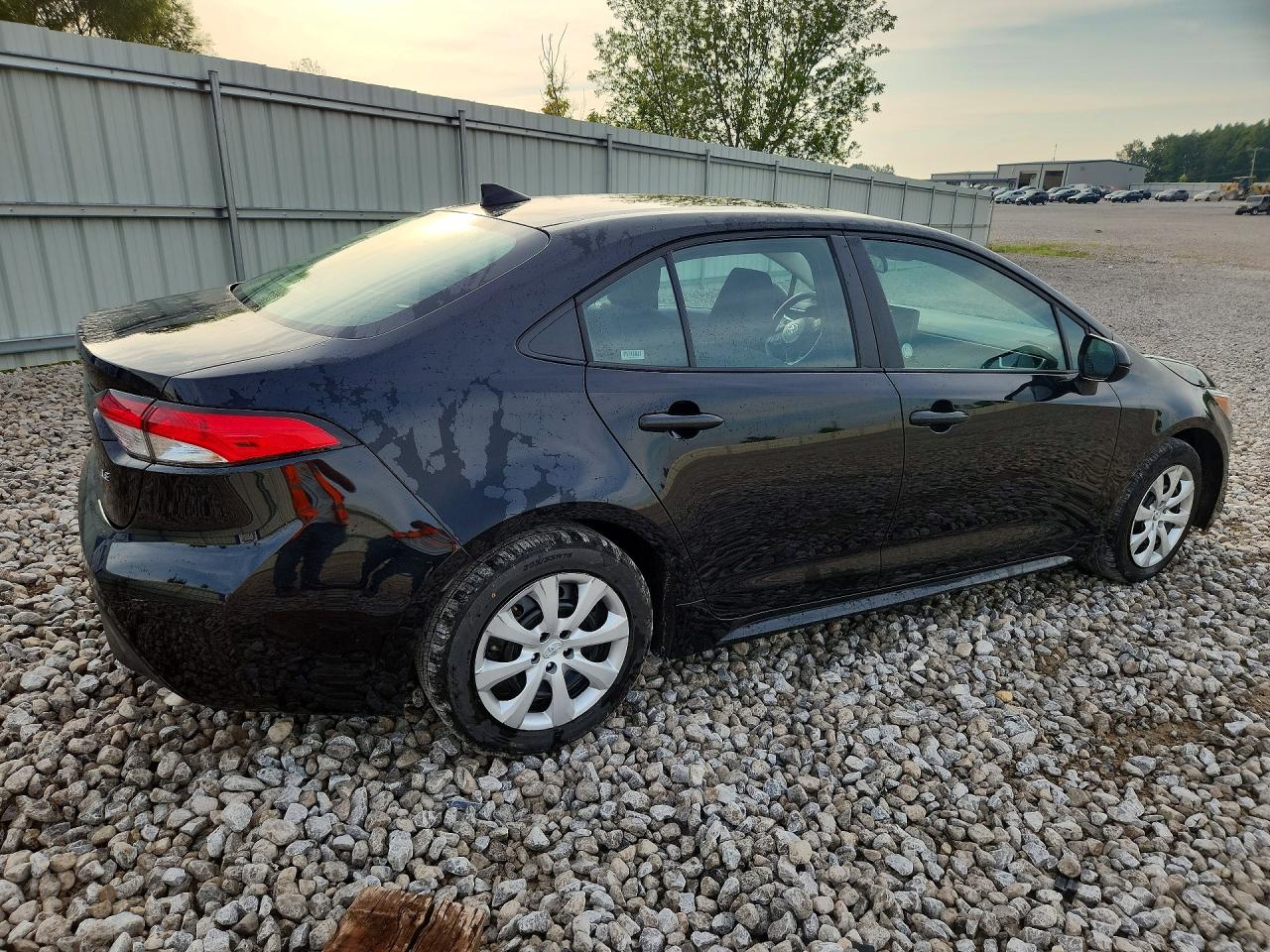 2025 TOYOTA COROLLA LE — снимка 3