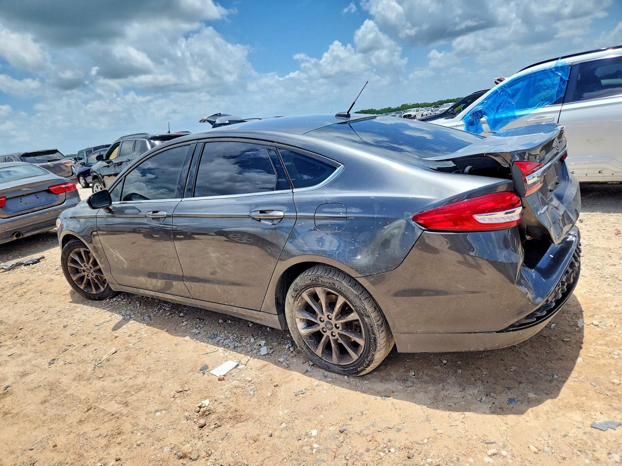 2017 FORD FUSION SE — снимка 2