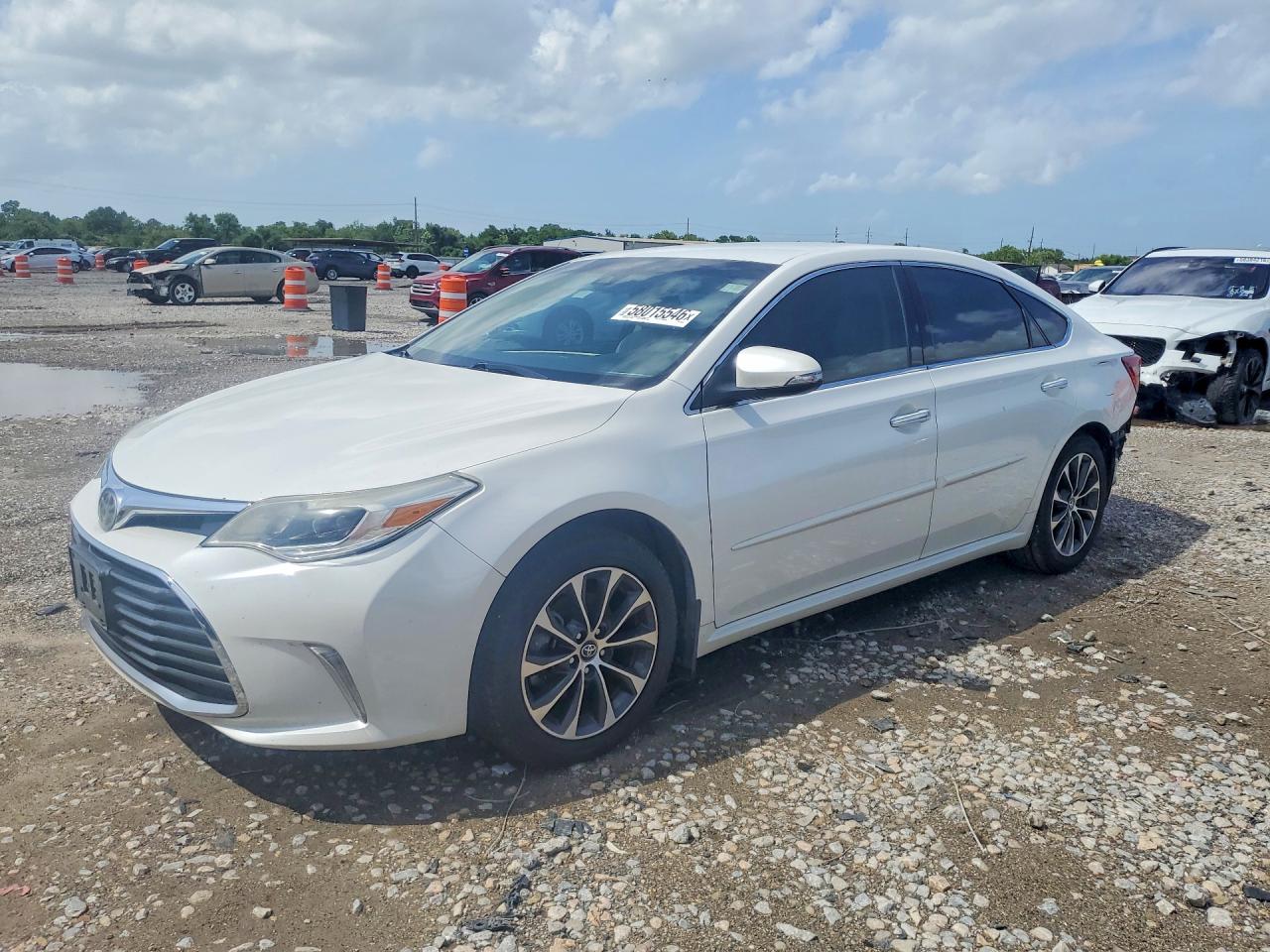 2018 TOYOTA AVALON XLE