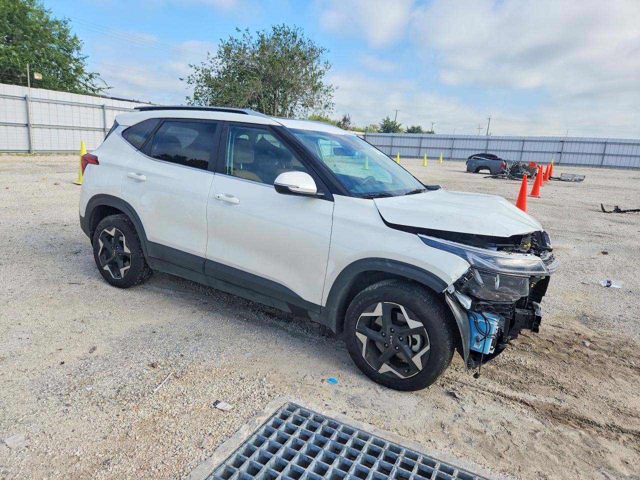 2024 KIA SELTOS EX — снимка 4