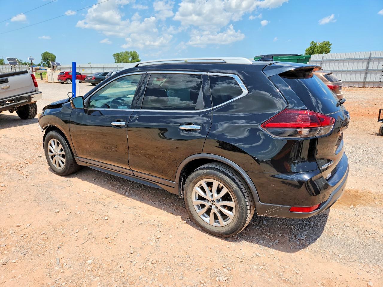 2019 NISSAN ROGUE SV — снимка 2
