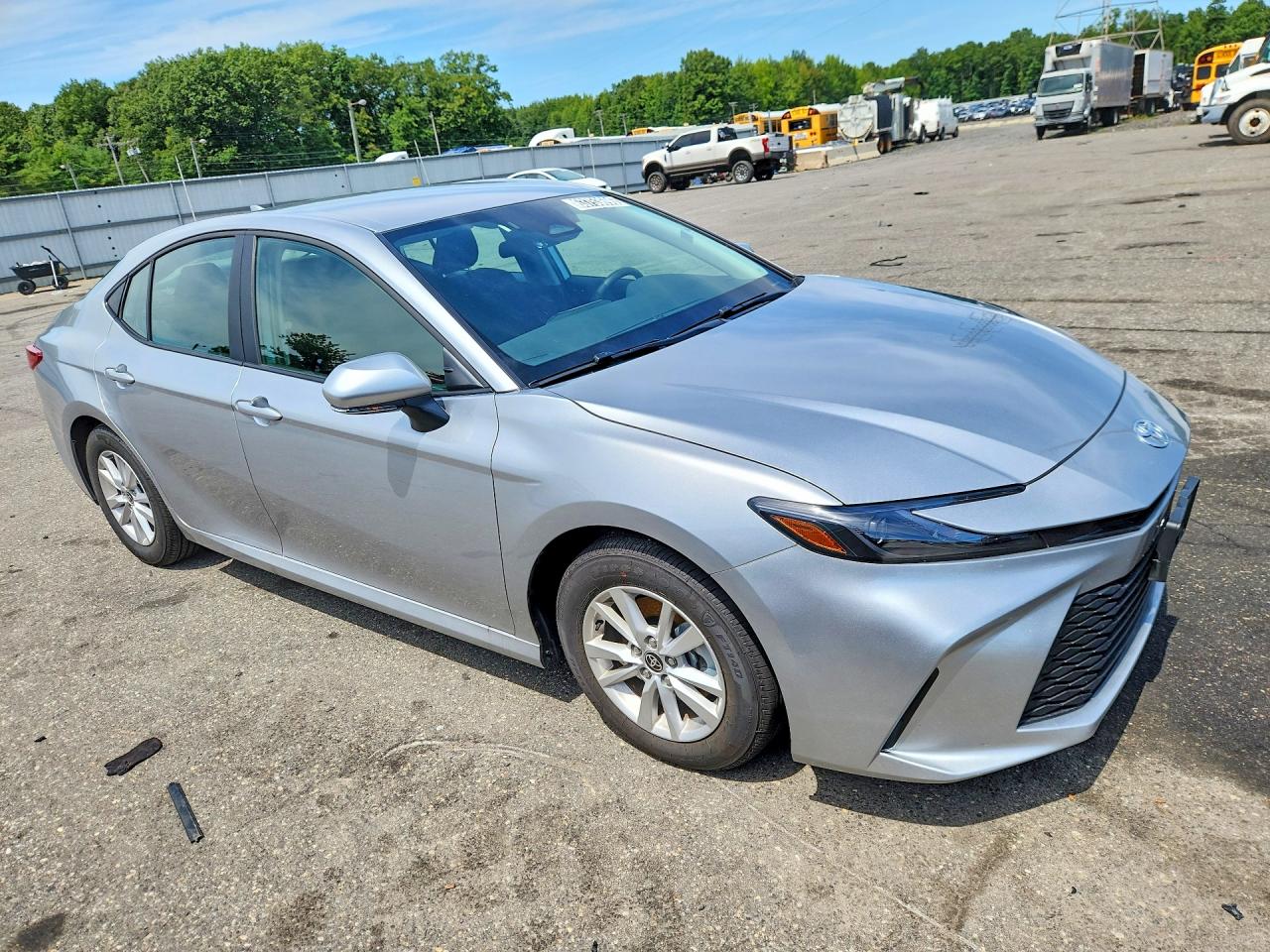 2026 TOYOTA CAMRY LE — снимка 4