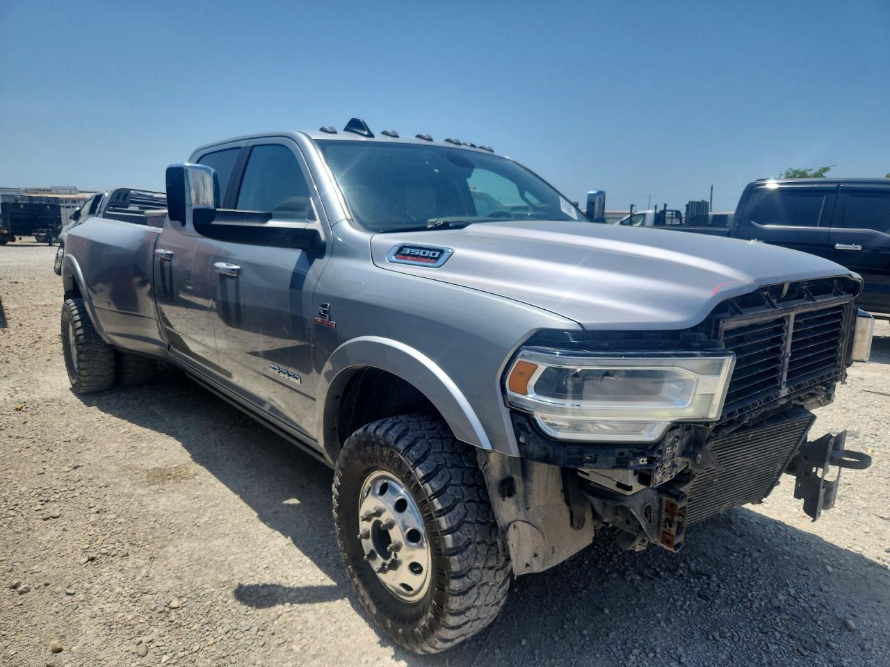 2022 RAM 3500 LARAMIE — снимка 4