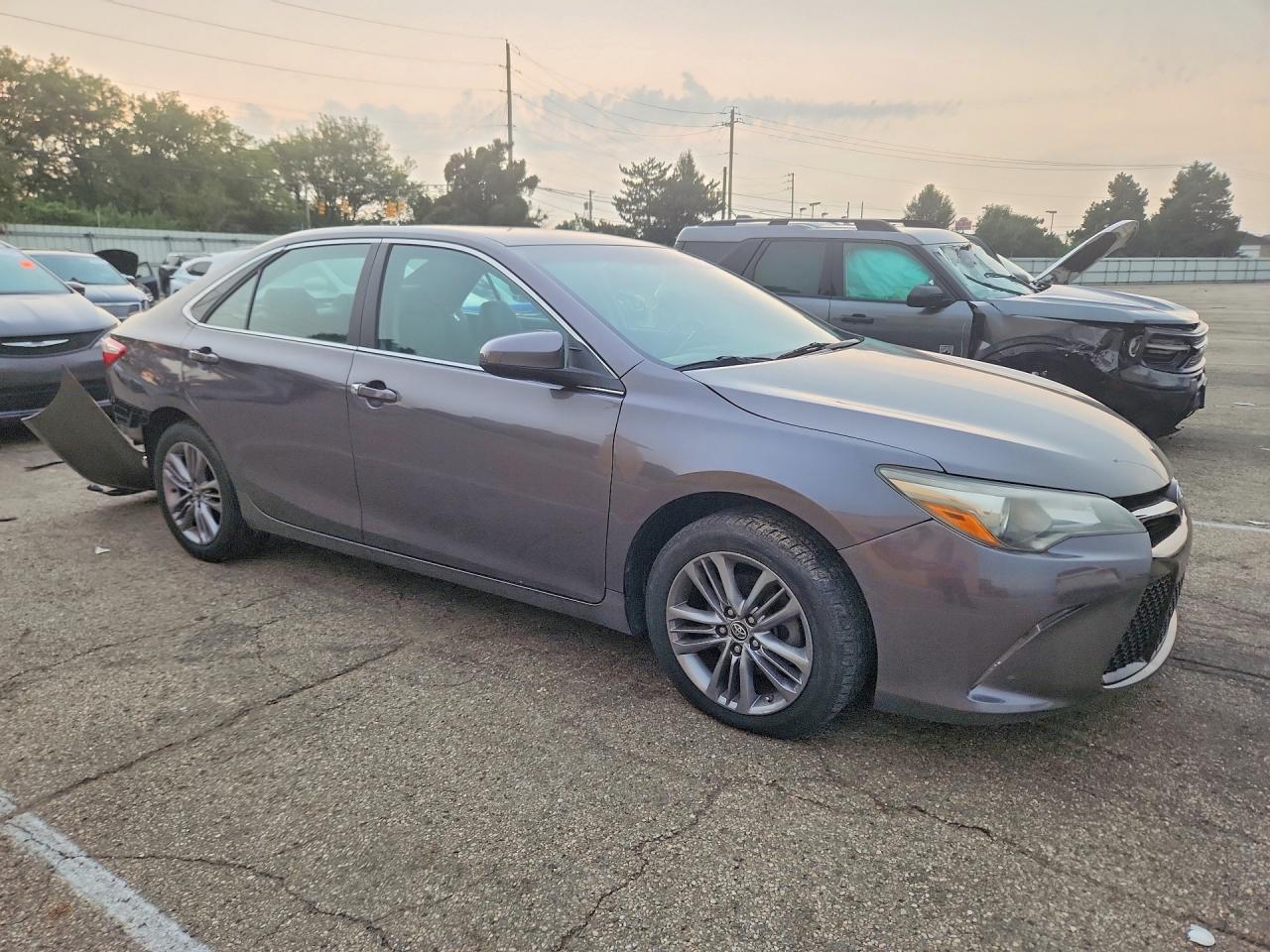2015 TOYOTA CAMRY SE — снимка 4