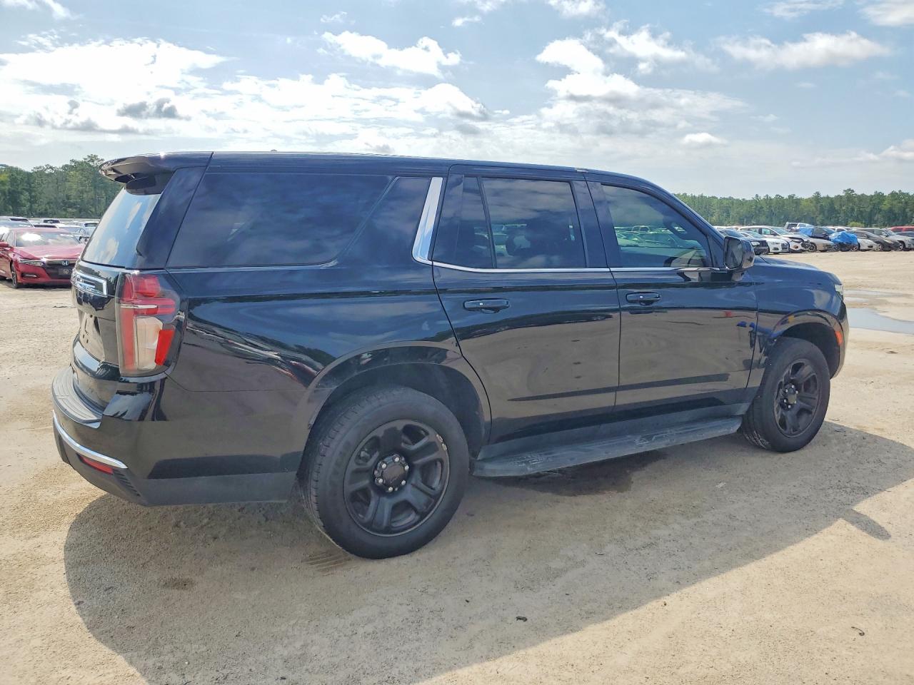 2022 CHEVROLET TAHOE C1500 — снимка 3