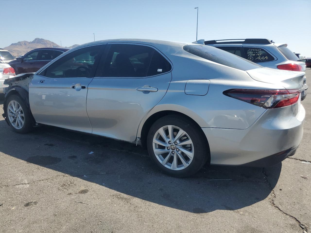 2024 TOYOTA CAMRY LE — снимка 2