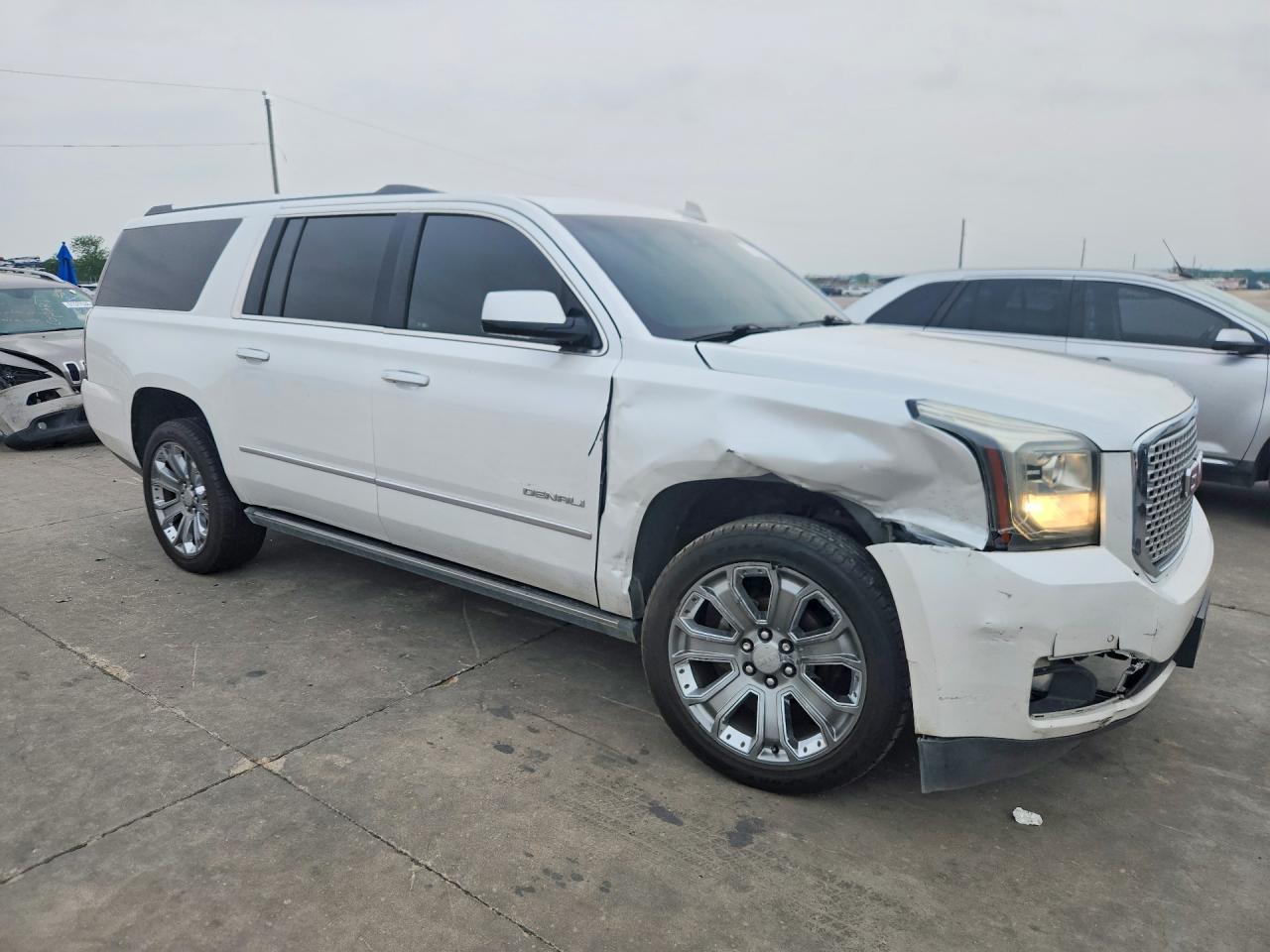 2016 GMC YUKON XL DENALI — снимка 4