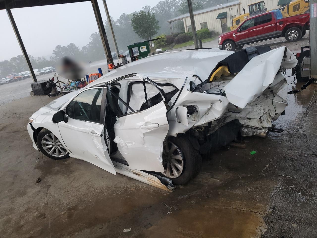 2018 TOYOTA CAMRY L — снимка 2