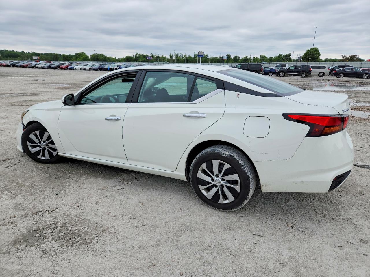 2019 NISSAN ALTIMA S — снимка 2