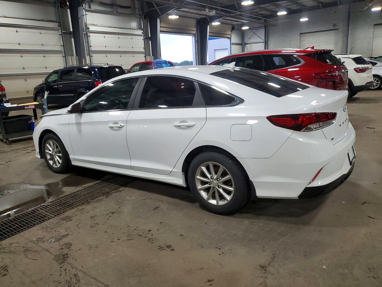 2019 HYUNDAI SONATA SE — снимка 2