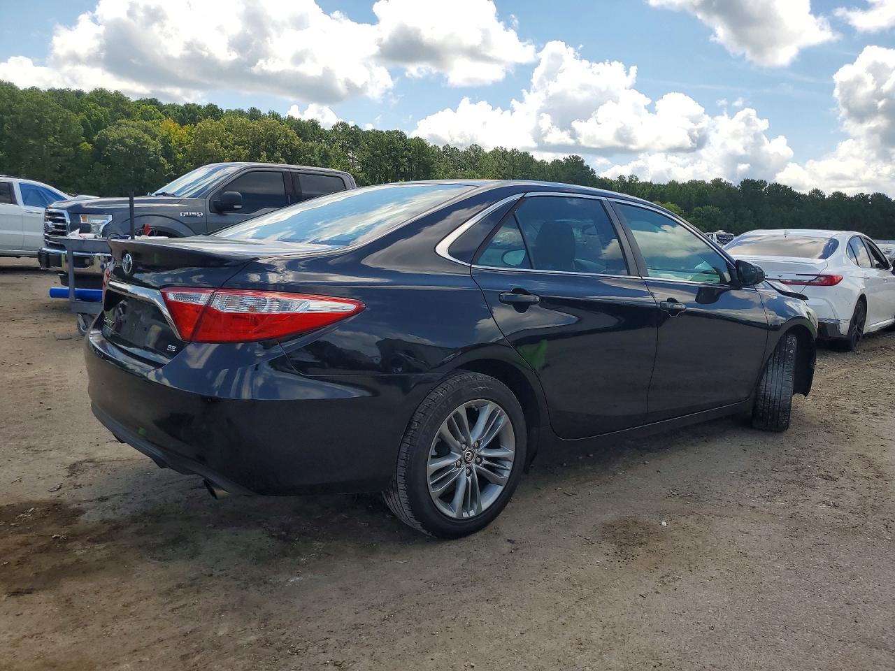 2015 TOYOTA CAMRY SE — снимка 3