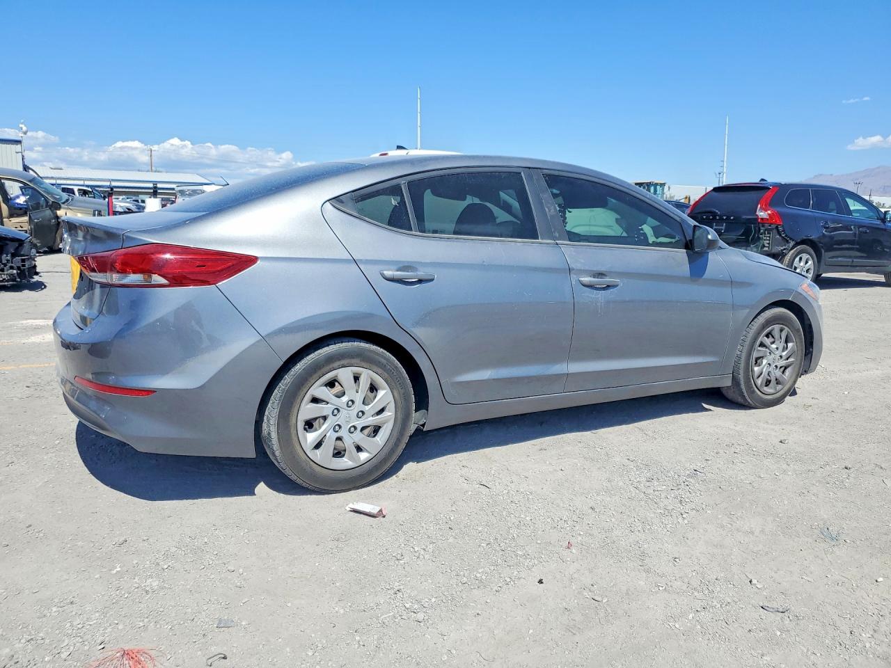 2018 HYUNDAI ELANTRA SE — снимка 3