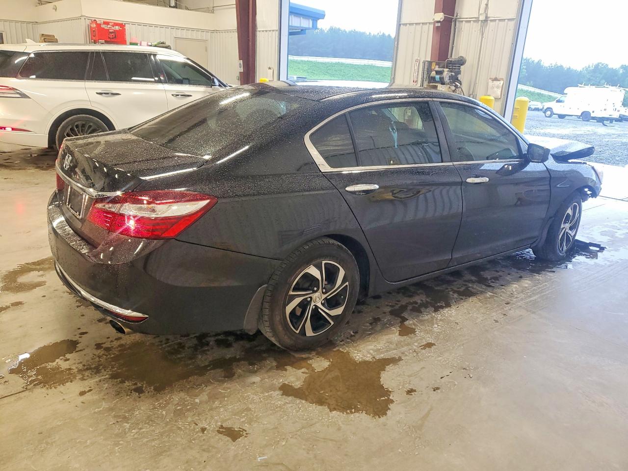 2017 HONDA ACCORD LX — снимка 3