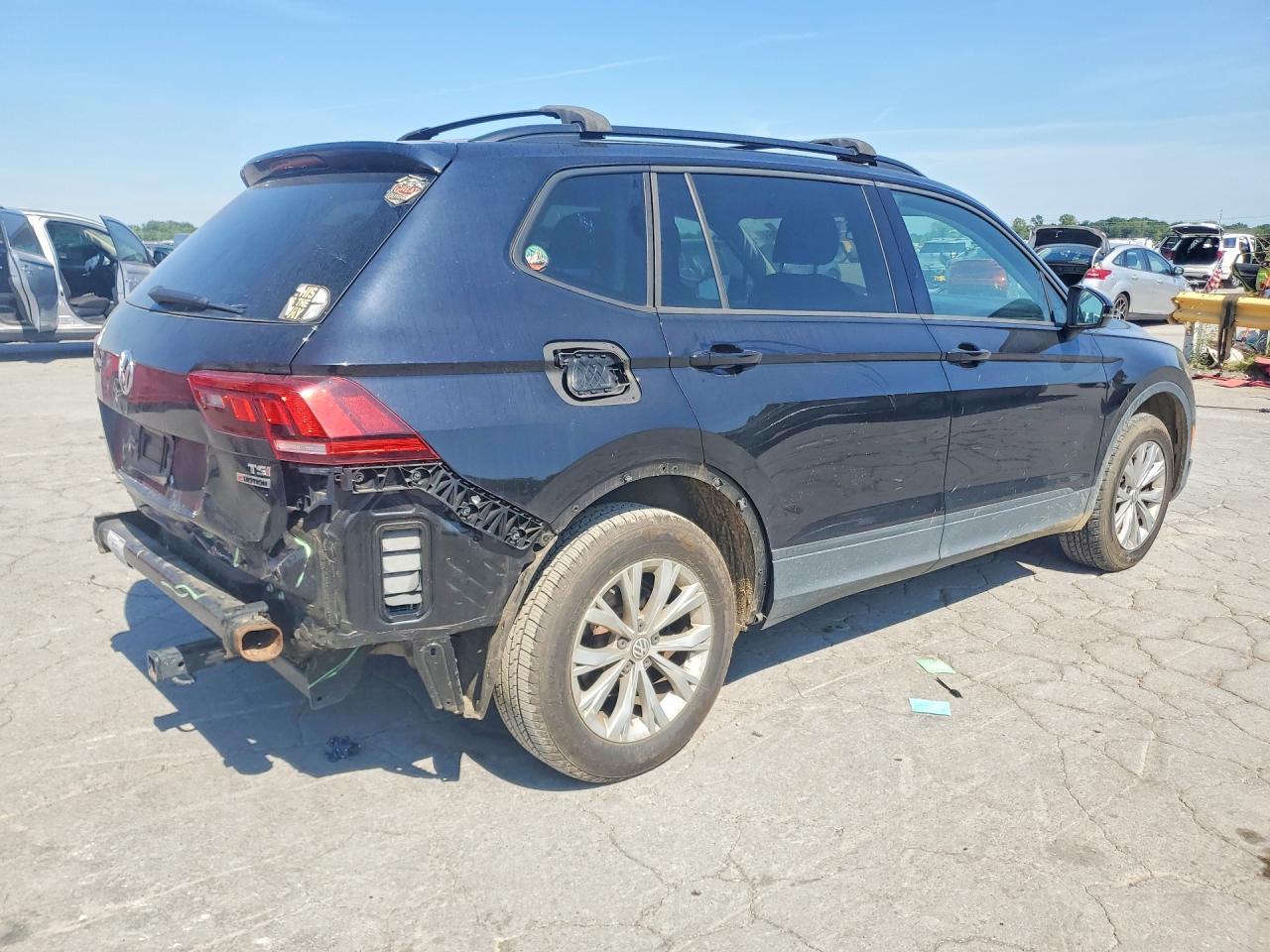 2018 VOLKSWAGEN TIGUAN S — снимка 3