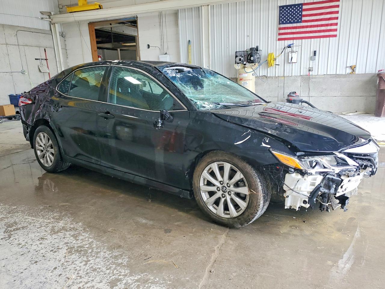 2020 TOYOTA CAMRY LE — снимка 4