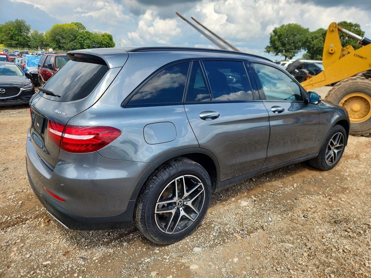 2019 MERCEDES-BENZ GLC 300 4MATIC — снимка 3