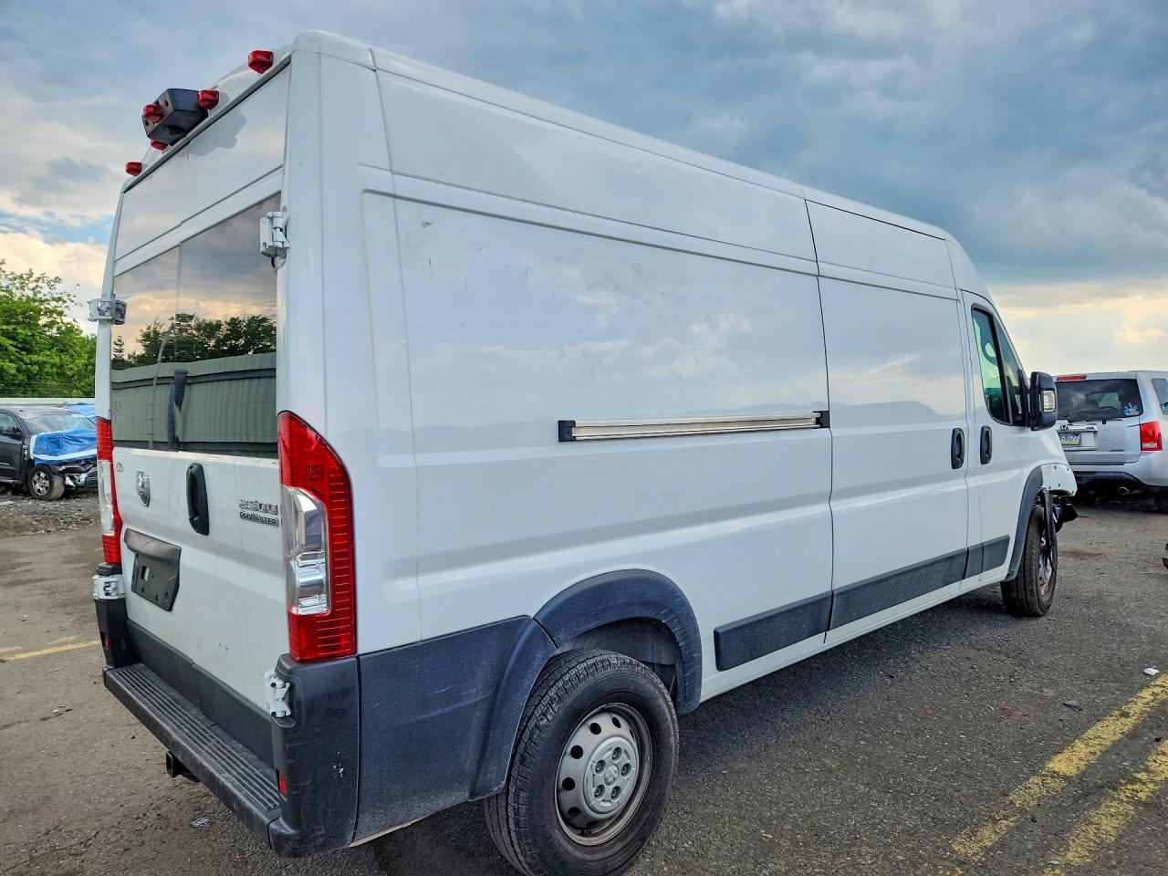 2023 RAM PROMASTER 2500 — снимка 3