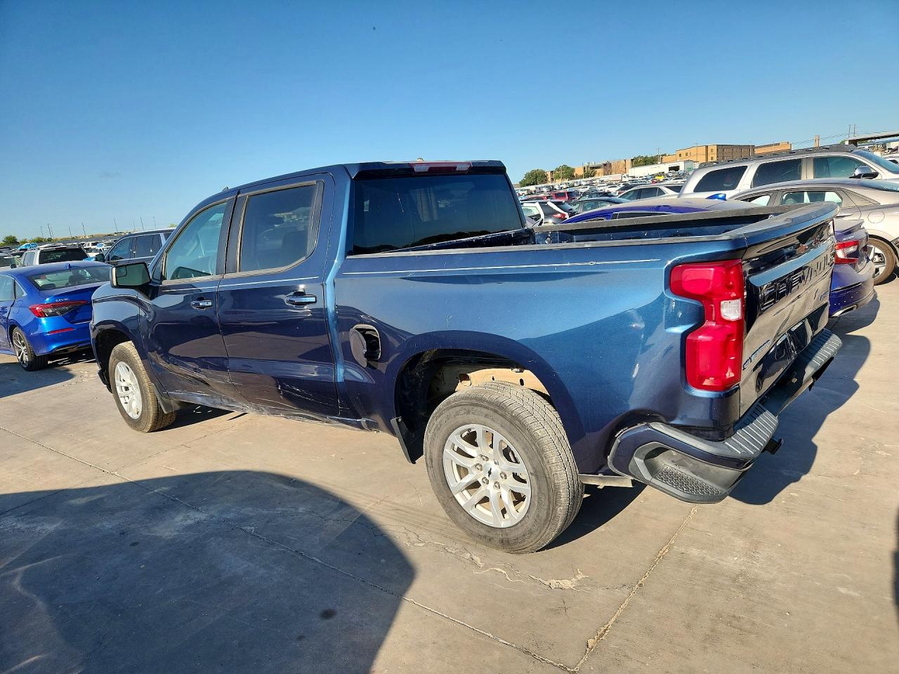 2022 CHEVROLET SILVERADO LTD C1500 RST — снимка 2