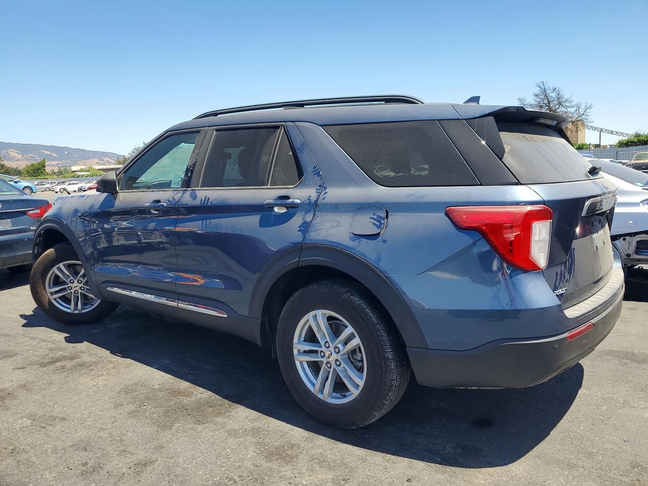 2020 FORD EXPLORER XLT — снимка 2