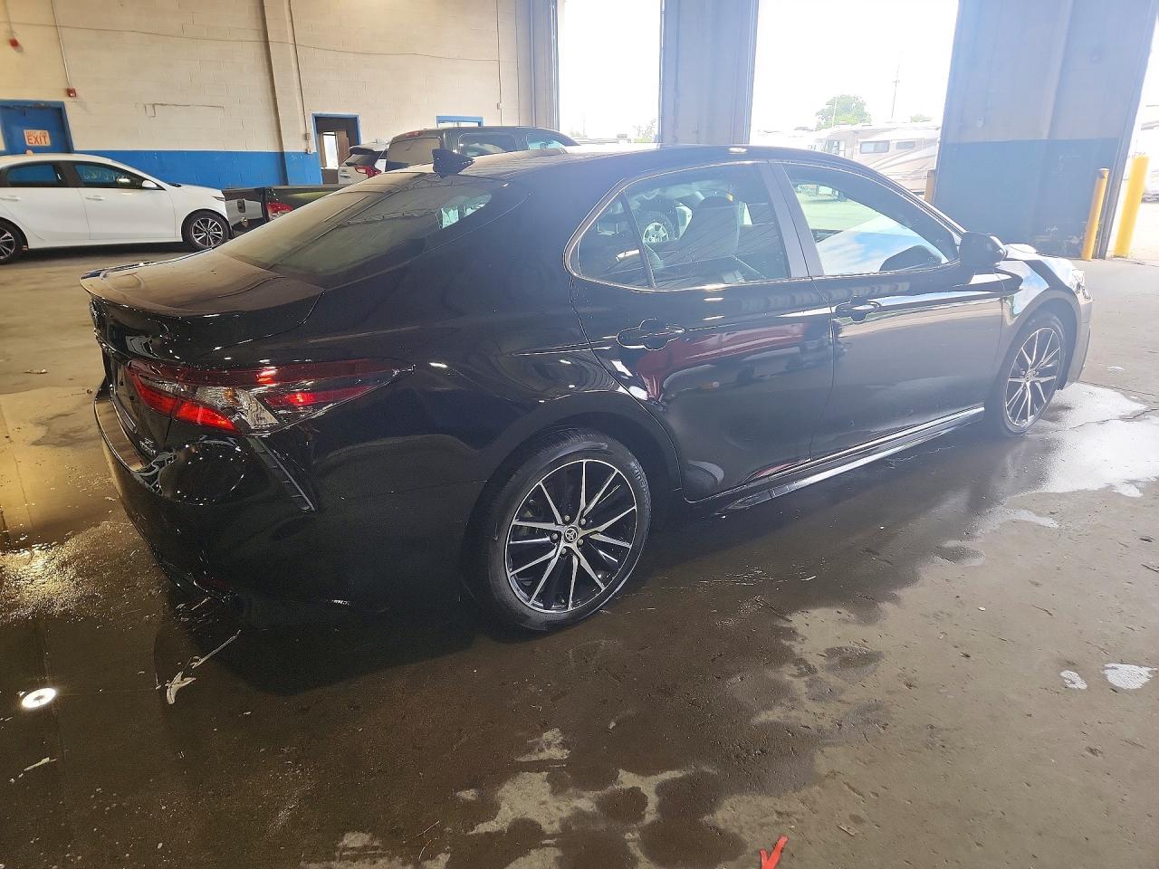 2024 TOYOTA CAMRY HYBRID SE — снимка 3