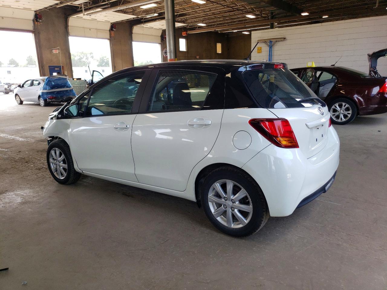 2017 TOYOTA YARIS 5-DOOR LE — снимка 2