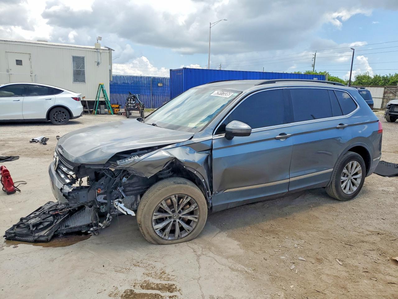2018 VOLKSWAGEN TIGUAN SE