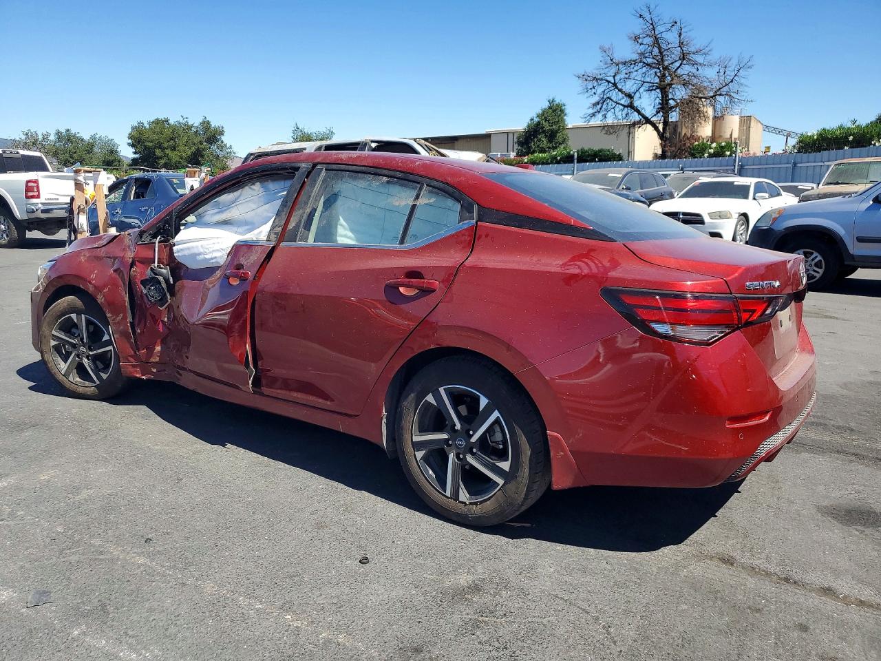 2024 NISSAN SENTRA SV — снимка 2