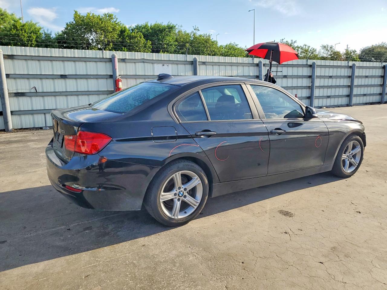 2014 BMW 320 I — снимка 3