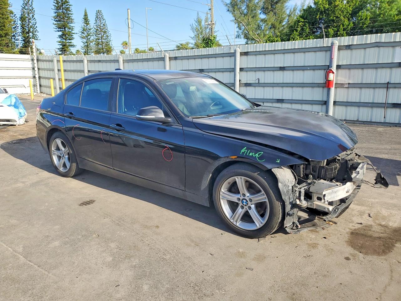 2014 BMW 320 I — снимка 4