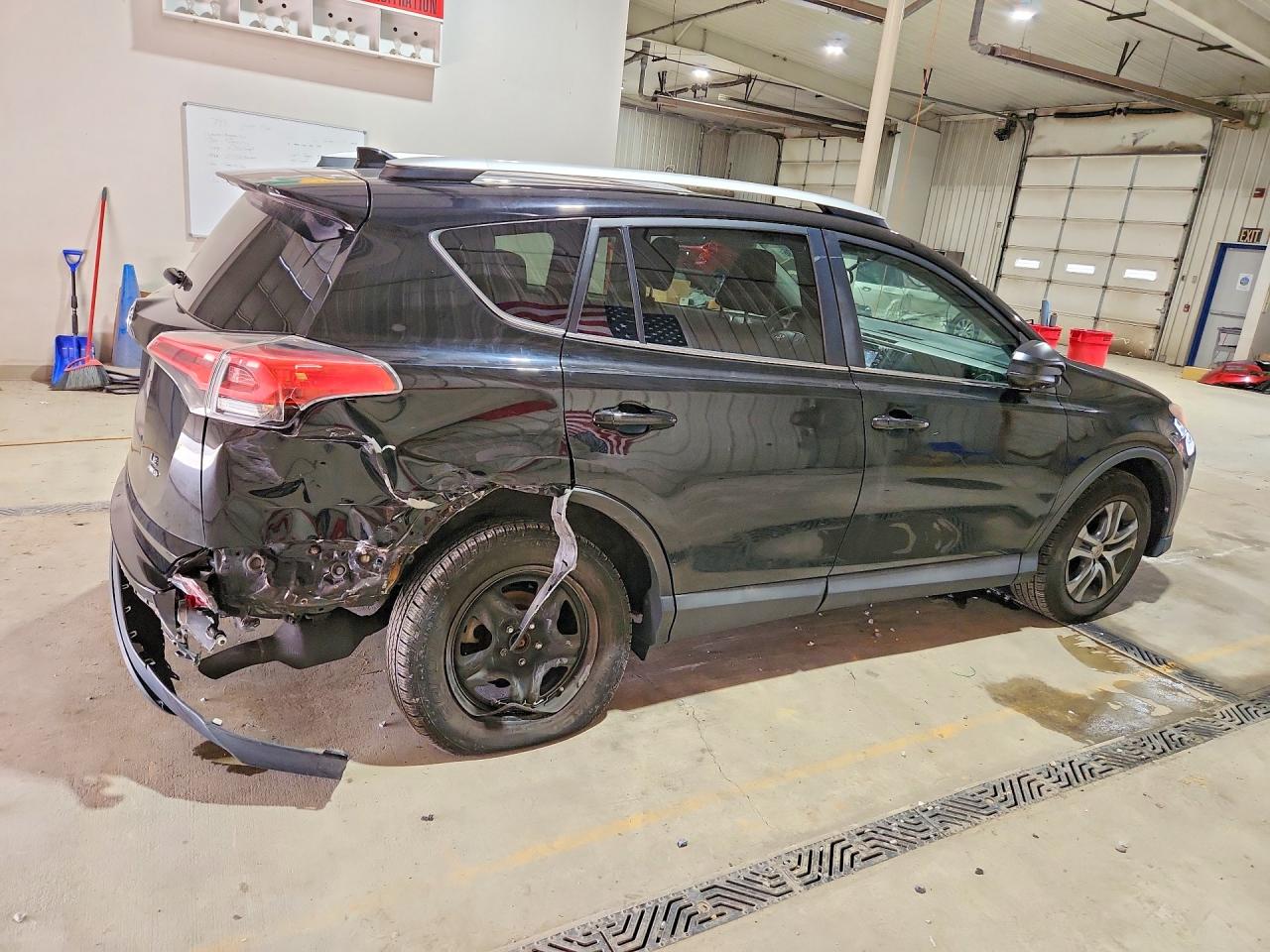 2016 TOYOTA RAV4 LE — снимка 3