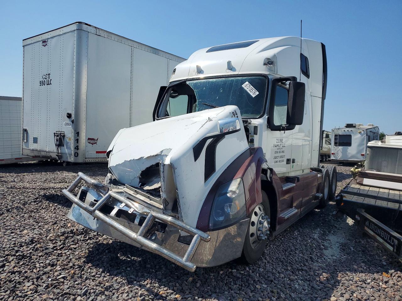 2015 VOLVO VNL