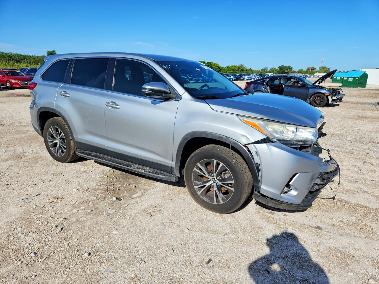 2019 TOYOTA HIGHLANDER LE — снимка 4
