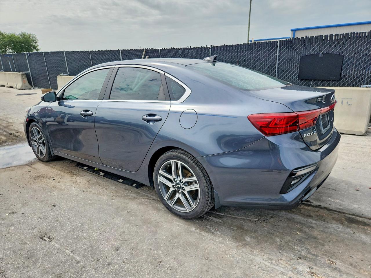 2021 KIA FORTE EX — снимка 2