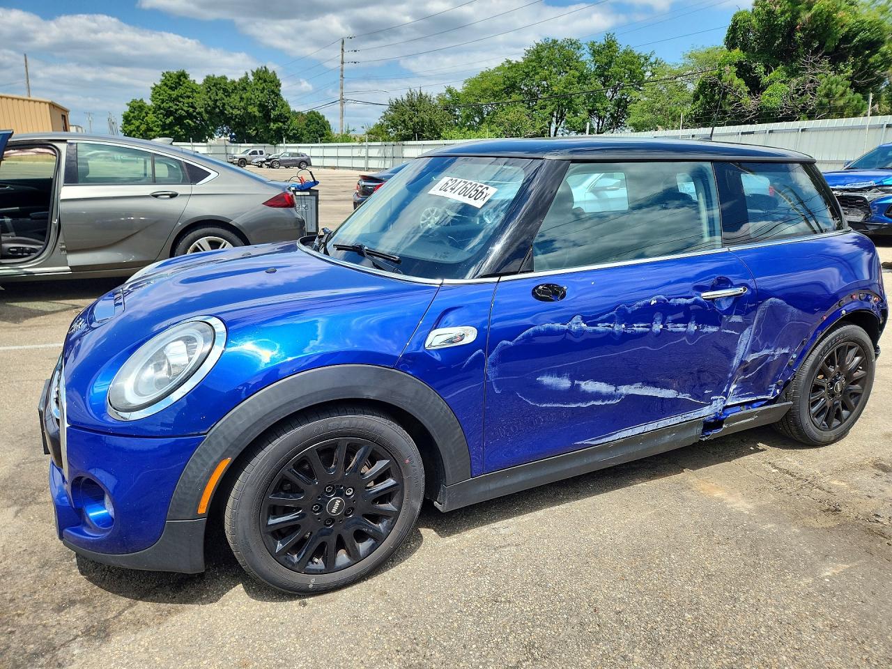 2020 MINI COOPER S