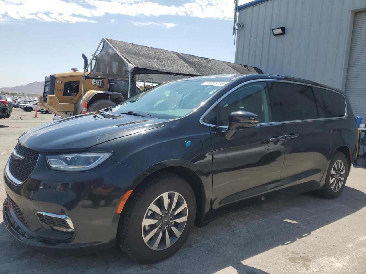 2022 CHRYSLER PACIFICA HYBRID TOURING L
