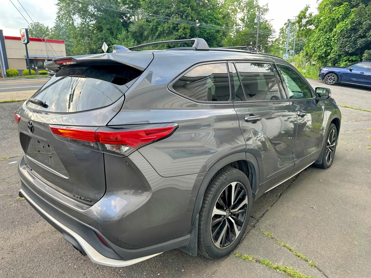 2022 TOYOTA HIGHLANDER XSE — снимка 3