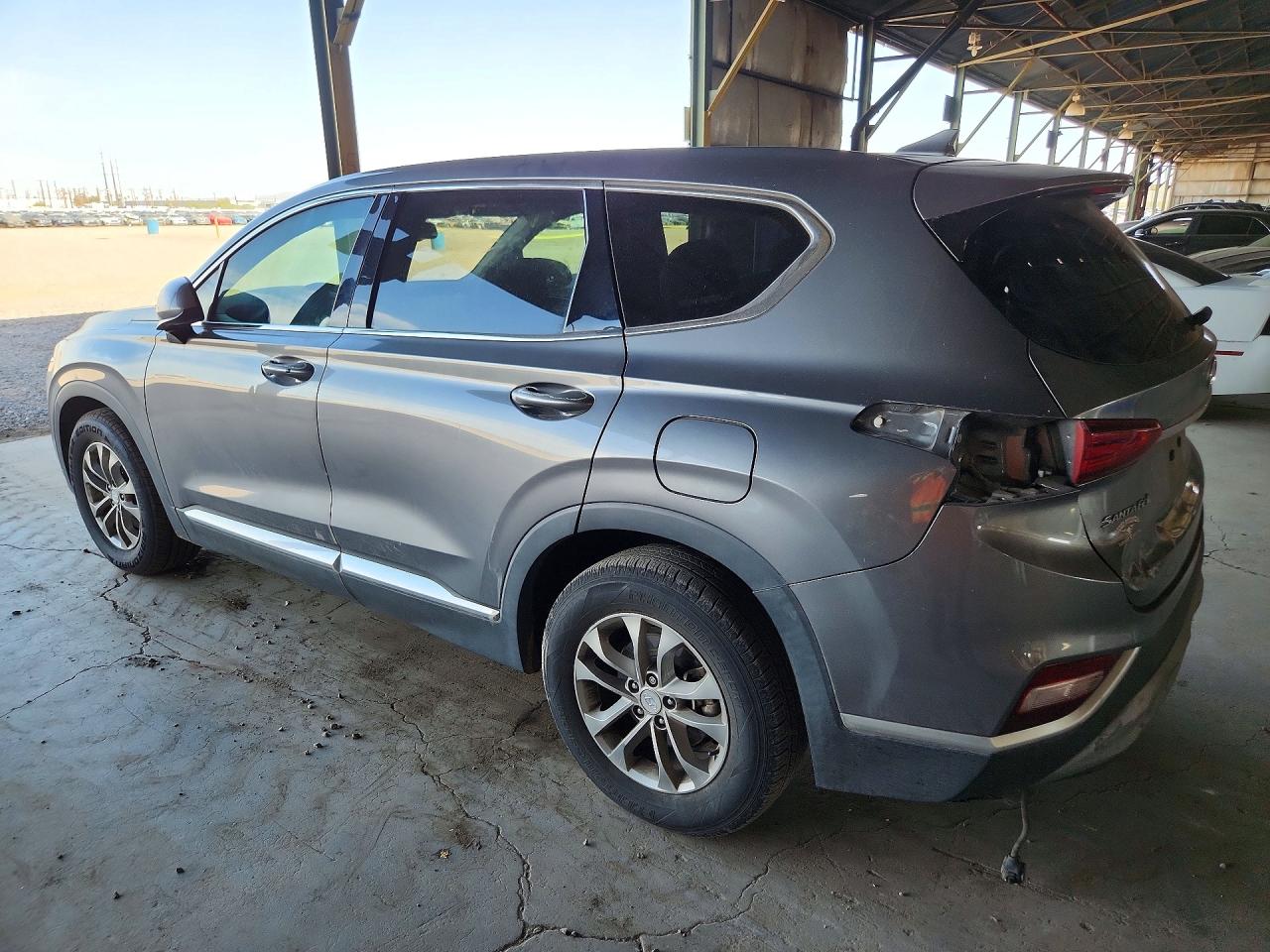 2019 HYUNDAI SANTA FE SEL 2.4L — снимка 2