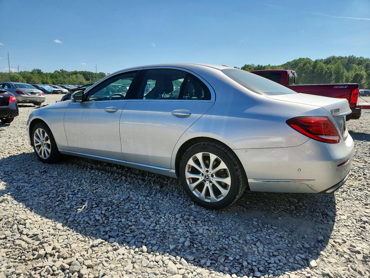 2019 MERCEDES-BENZ E 300 4MATIC — снимка 2