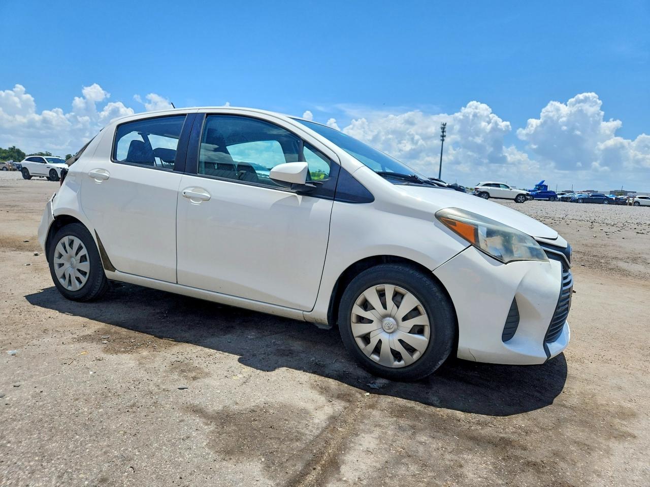 2017 TOYOTA YARIS 5-DOOR L FLEET — снимка 4