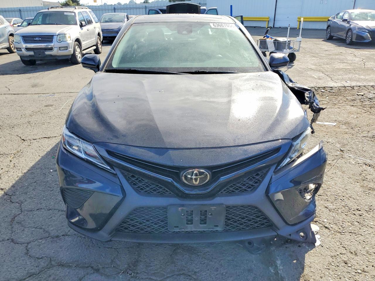 2019 TOYOTA CAMRY SE — снимка 5