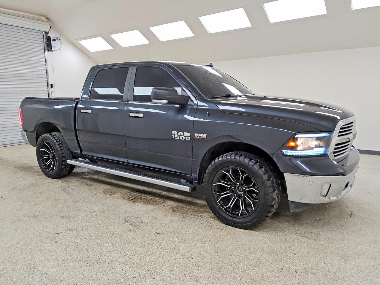 2016 RAM 1500 SLT — снимка 4