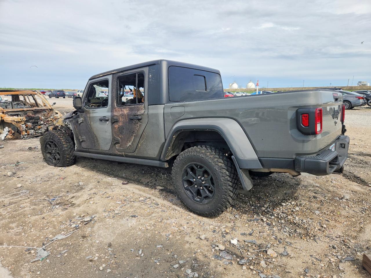 2022 JEEP GLADIATOR SPORT — снимка 2