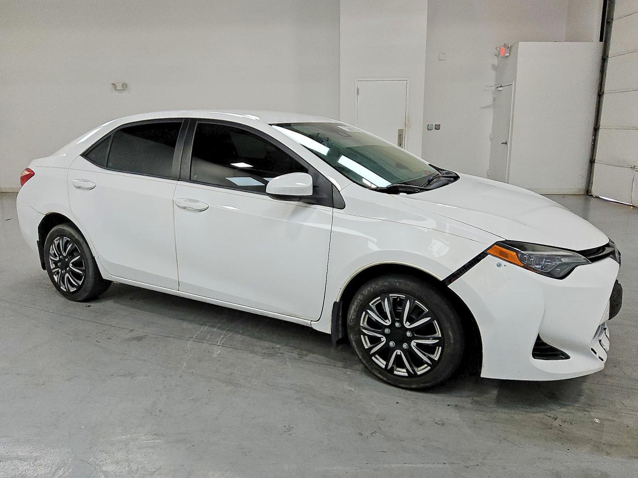 2017 TOYOTA COROLLA LE — снимка 4